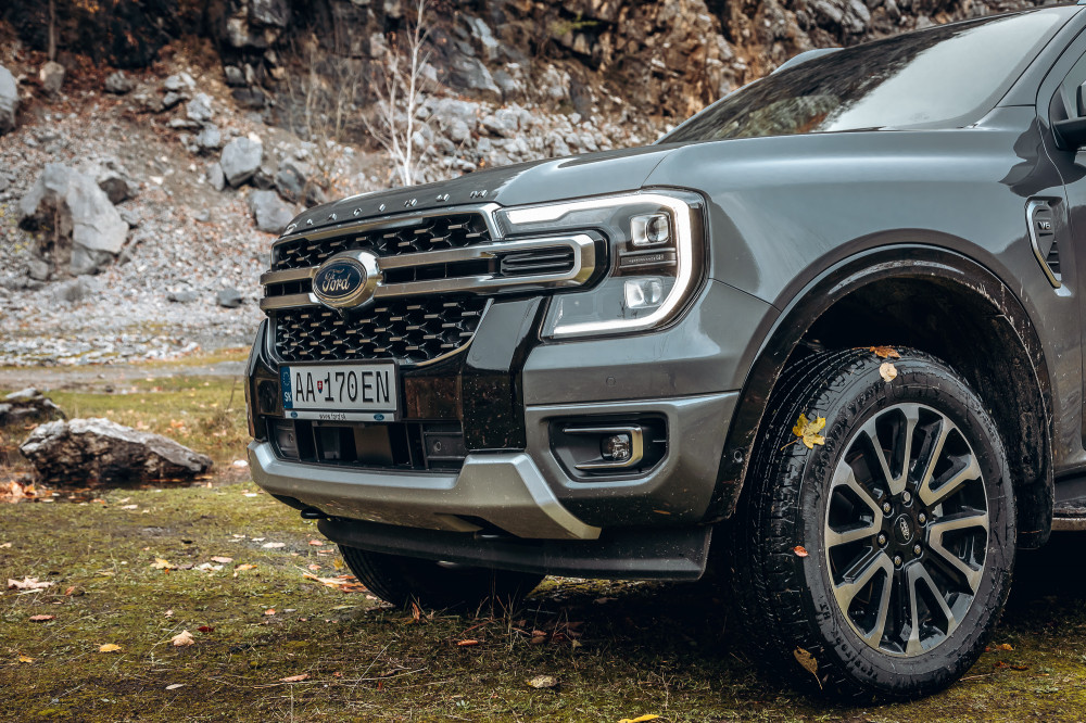 Ford Ranger Platinum vs. Volkswagen Amarok Style